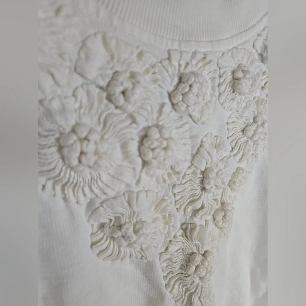 Anthropologie Cream Embroidered Floral Sweatshirt XS - Picture 3 of 5